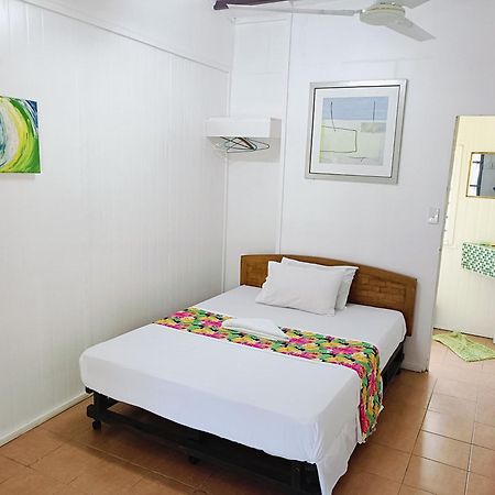 Olivias Accommodation Апиа Экстерьер фото