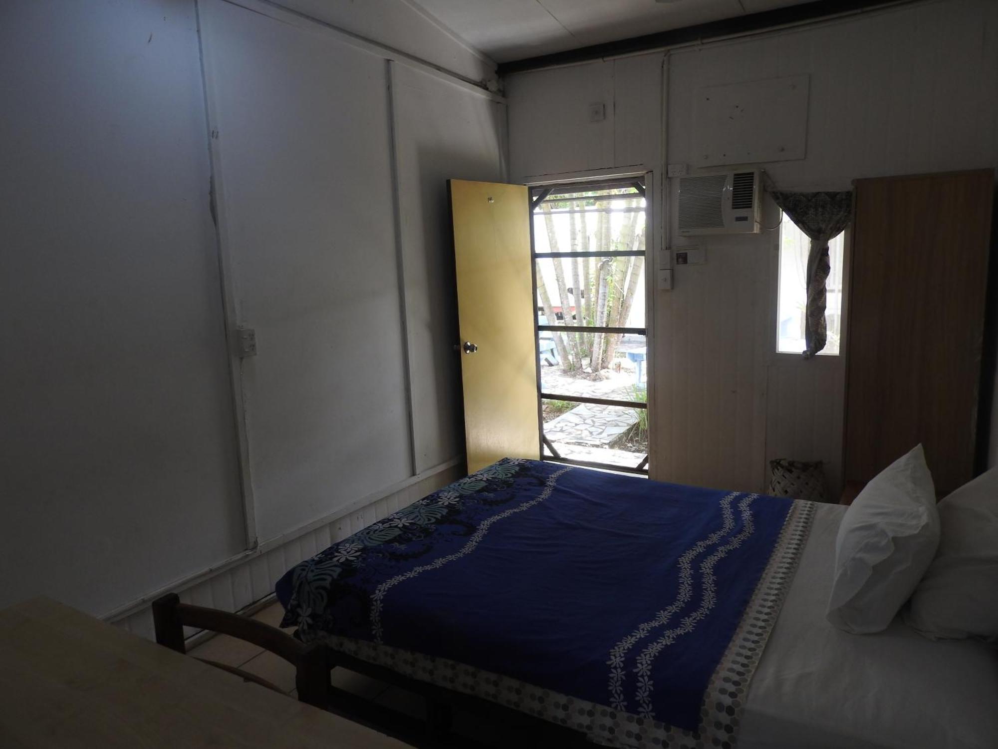 Olivias Accommodation Апиа Экстерьер фото