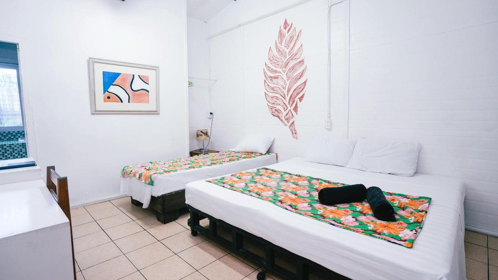Olivias Accommodation Апиа Экстерьер фото