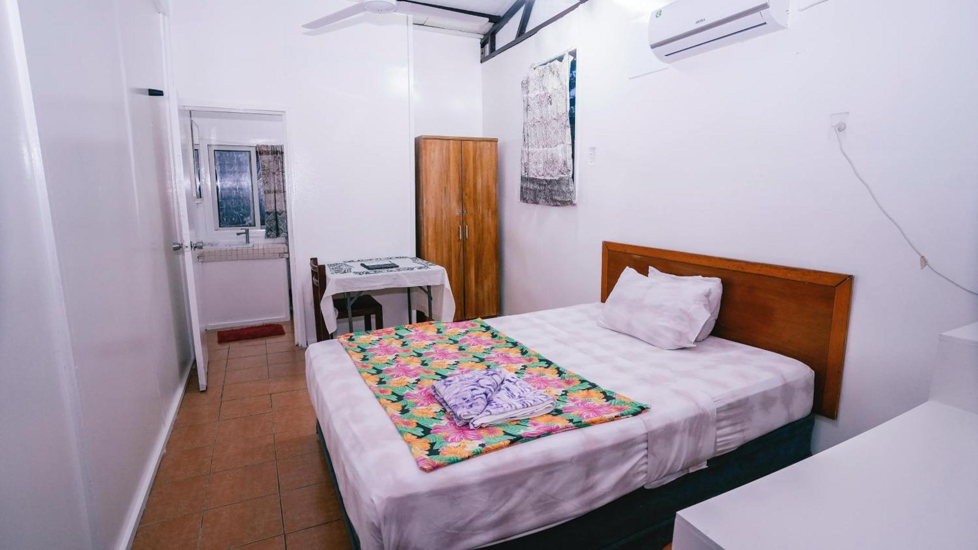 Olivias Accommodation Апиа Экстерьер фото